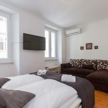 פיראן Apartment Petka מראה חיצוני תמונה